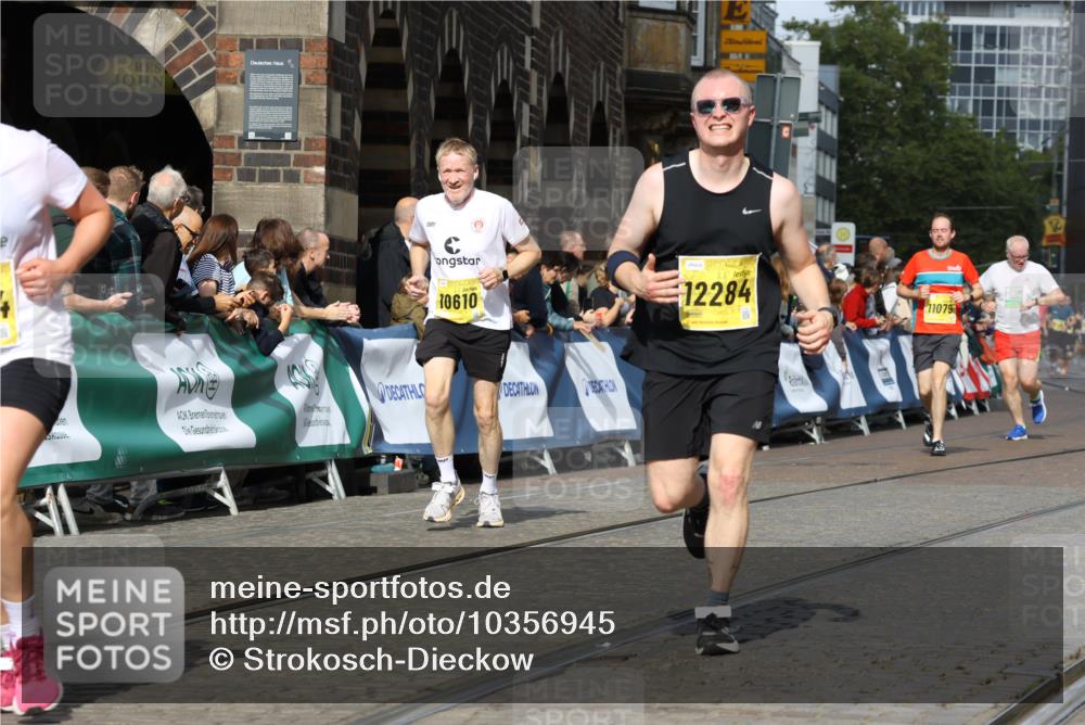 13.09.2026 - 21. swb-Marathon Bremen Strokosch-Dieckow http://msf.ph/oto/10356945 13.09.2026 10:56:59 Ziel 10240, 10356, 10372, 10486, 10540, 10721, 10771, 10824, 10888, 10936, 11064, 11069, 11349, 11407, 11474, 11601, 11855, 11871, 11872, 11911, 11996, 12434, 12543, 10157, 10166, 10578, 10700, 10772, 10969, 11236, 11292, 11484, 11667, 12032, 12382, 12383 meine-sportfotos.de