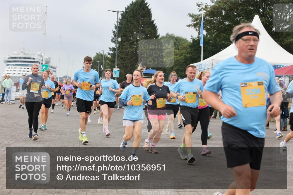 13.09.2026 - Kiel Lauf Andreas Tolksdorf http://msf.ph/oto/10356951 13.09.2026 09:59:29 Kiellinie 11762, 9775, 3294, 6367, 2470, 969, 4619 meine-sportfotos.de