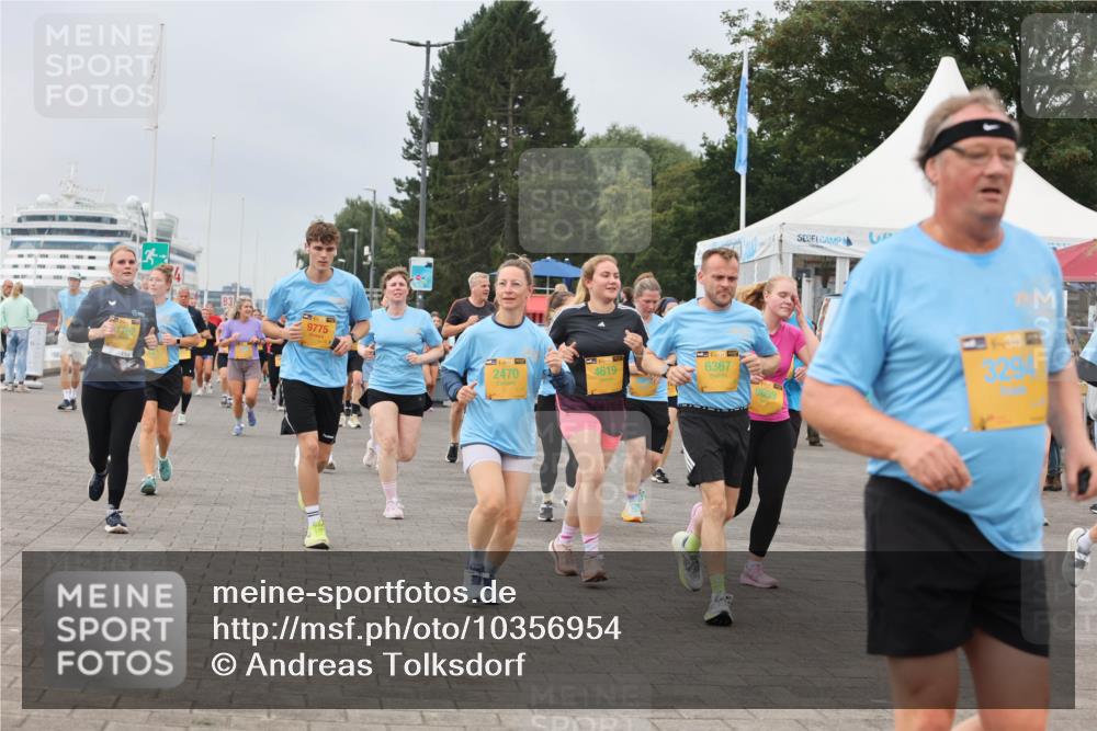 13.09.2026 - Kiel Lauf Andreas Tolksdorf http://msf.ph/oto/10356954 13.09.2026 09:59:30 Kiellinie 9775, 1762, 6367, 2470, 4619, 425, 3294 meine-sportfotos.de