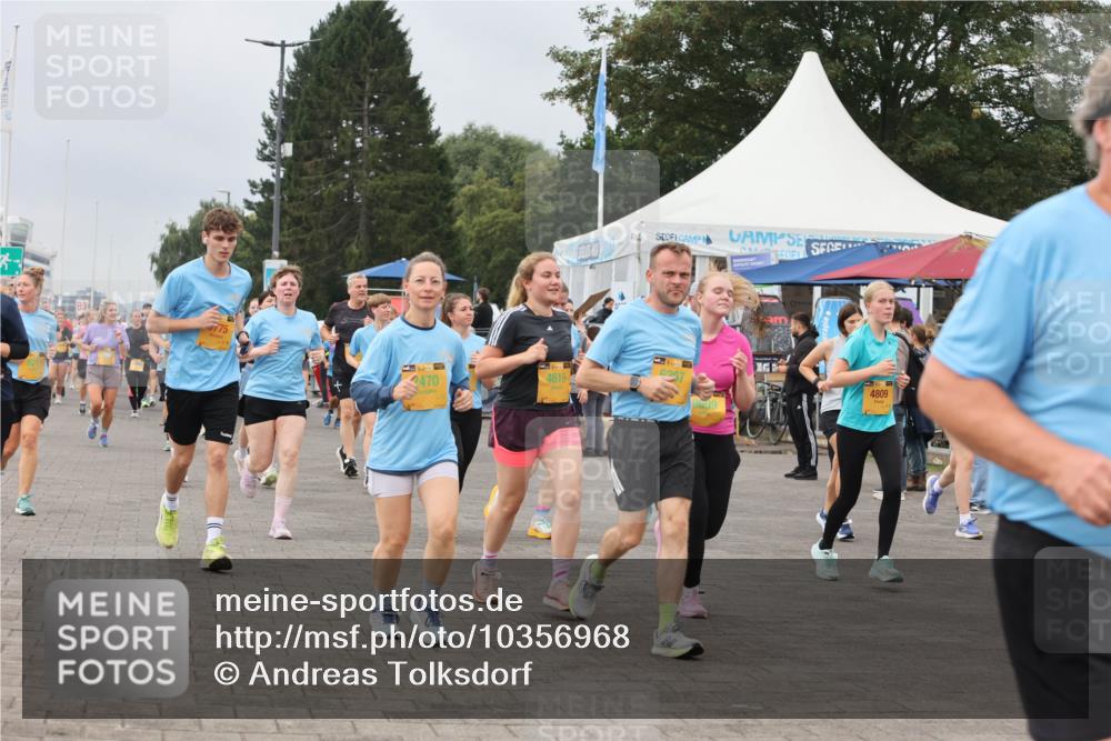 13.09.2026 - Kiel Lauf Andreas Tolksdorf http://msf.ph/oto/10356968 13.09.2026 09:59:30 Kiellinie 470, 4619, 4809 meine-sportfotos.de