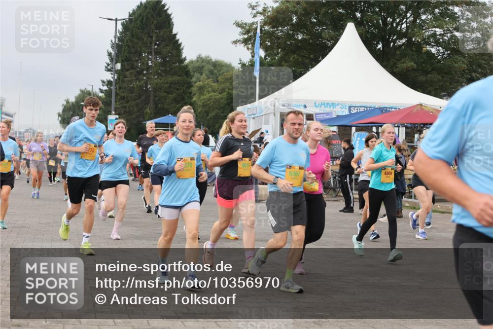 13.09.2026 - Kiel Lauf Andreas Tolksdorf http://msf.ph/oto/10356970 13.09.2026 09:59:30 Kiellinie 775, 4619, 39, 6367, 4809 meine-sportfotos.de