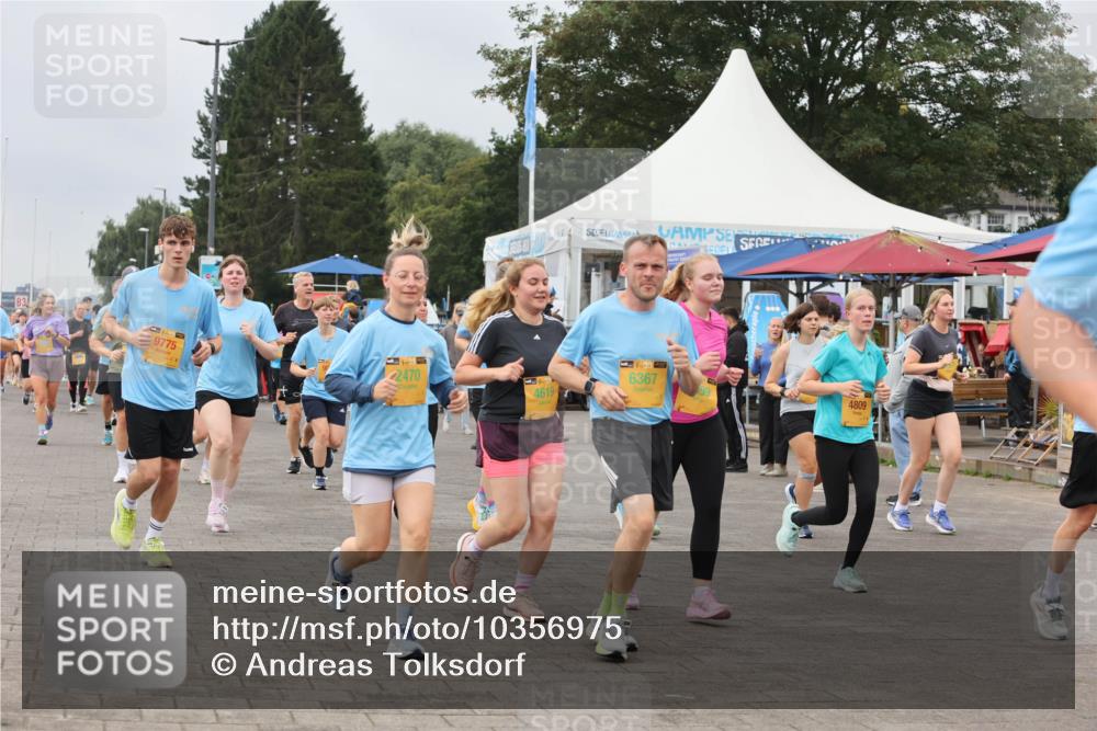 13.09.2026 - Kiel Lauf Andreas Tolksdorf http://msf.ph/oto/10356975 13.09.2026 09:59:30 Kiellinie 9775, 1, 39, 6367, 2470, 4619, 4809 meine-sportfotos.de