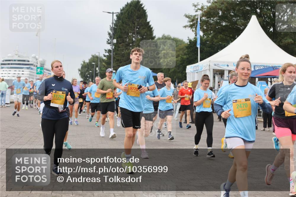 13.09.2026 - Kiel Lauf Andreas Tolksdorf http://msf.ph/oto/10356999 13.09.2026 09:59:31 Kiellinie 39, 10077, 11762, 5413, 39, 9775, 38, 2470 meine-sportfotos.de