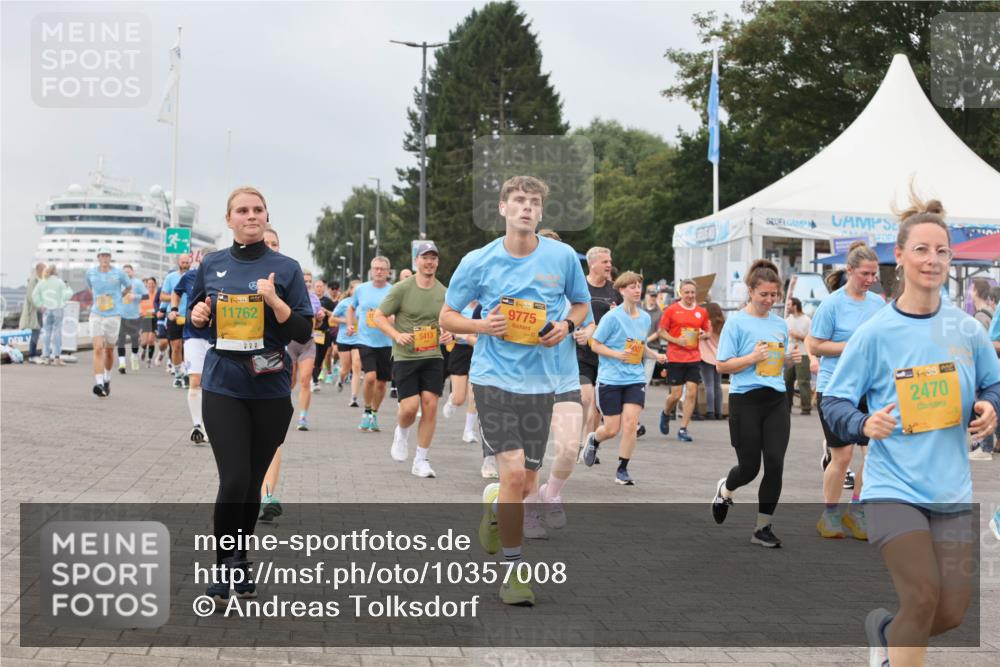 13.09.2026 - Kiel Lauf Andreas Tolksdorf http://msf.ph/oto/10357008 13.09.2026 09:59:31 Kiellinie 38, 11762, 5413, 38, 9775, 38, 2470 meine-sportfotos.de