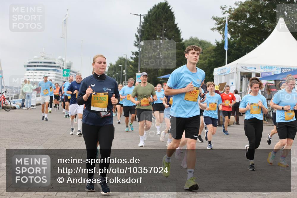 13.09.2026 - Kiel Lauf Andreas Tolksdorf http://msf.ph/oto/10357024 13.09.2026 09:59:32 Kiellinie 38, 100, 11762, 5413, 3775, 9007 meine-sportfotos.de