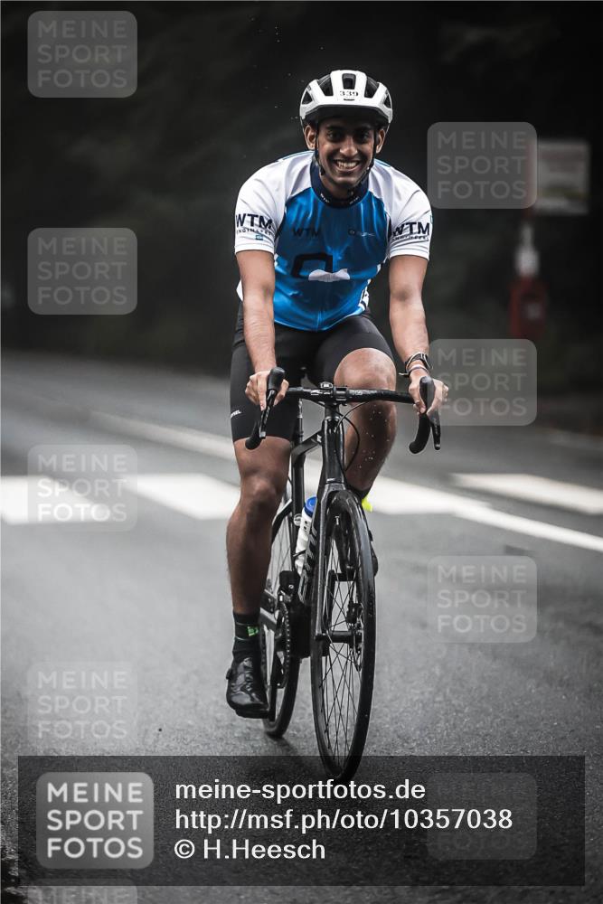 13.09.2026 - Stadtparktriathlon H.Heesch http://msf.ph/oto/10357038 13.09.2026 09:51:25 Radfahren 339 meine-sportfotos.de