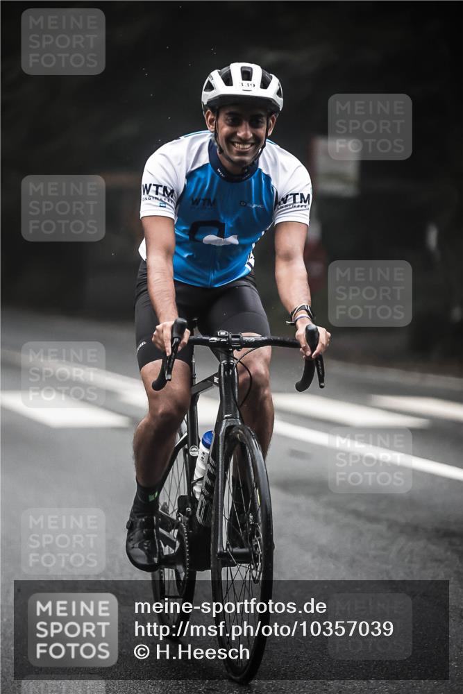 13.09.2026 - Stadtparktriathlon H.Heesch http://msf.ph/oto/10357039 13.09.2026 09:51:26 Radfahren 339 meine-sportfotos.de