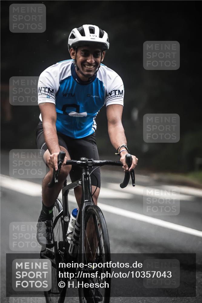 13.09.2026 - Stadtparktriathlon H.Heesch http://msf.ph/oto/10357043 13.09.2026 09:51:26 Radfahren 339 meine-sportfotos.de
