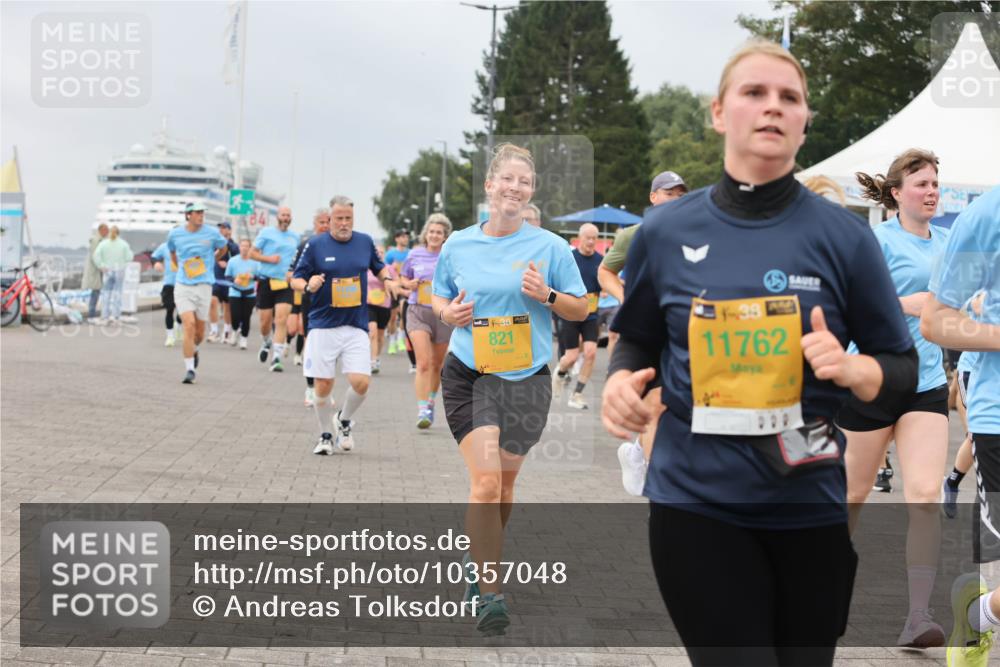 13.09.2026 - Kiel Lauf Andreas Tolksdorf http://msf.ph/oto/10357048 13.09.2026 09:59:33 Kiellinie 38, 821, 39, 11762 meine-sportfotos.de