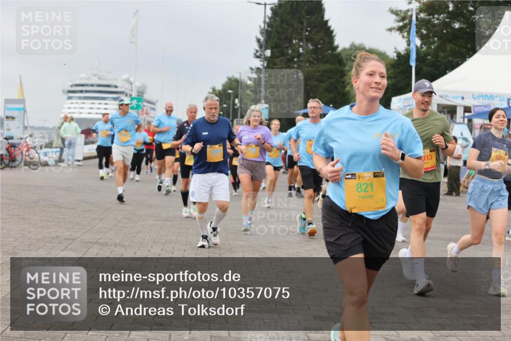 13.09.2026 - Kiel Lauf Andreas Tolksdorf http://msf.ph/oto/10357075 13.09.2026 09:59:34 Kiellinie 48, 821, 413, 11939, 1013 meine-sportfotos.de