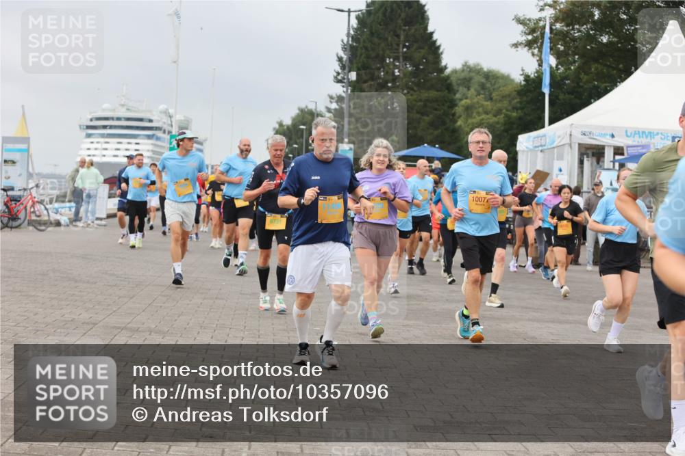 13.09.2026 - Kiel Lauf Andreas Tolksdorf http://msf.ph/oto/10357096 13.09.2026 09:59:34 Kiellinie 6731, 1007 meine-sportfotos.de
