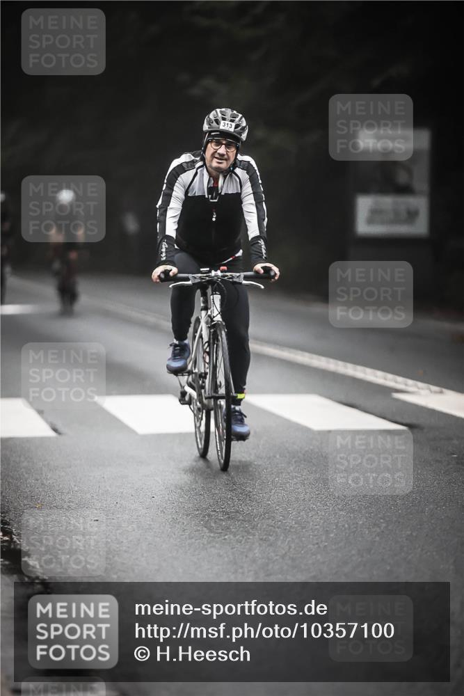 13.09.2026 - Stadtparktriathlon H.Heesch http://msf.ph/oto/10357100 13.09.2026 09:51:38 Radfahren 213, 262, 264, 287, 296, 313, 337 meine-sportfotos.de
