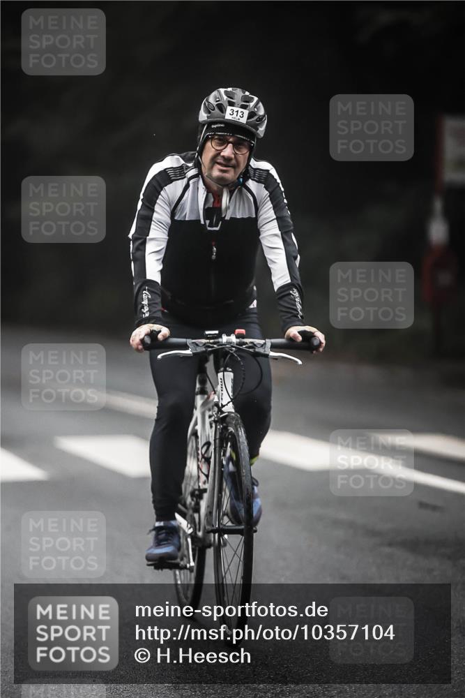 13.09.2026 - Stadtparktriathlon H.Heesch http://msf.ph/oto/10357104 13.09.2026 09:51:39 Radfahren 213, 262, 264, 287, 296, 313, 337 meine-sportfotos.de
