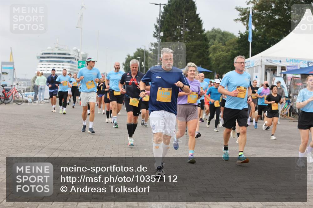 13.09.2026 - Kiel Lauf Andreas Tolksdorf http://msf.ph/oto/10357112 13.09.2026 09:59:35 Kiellinie 6731, 39, 11496, 10077 meine-sportfotos.de