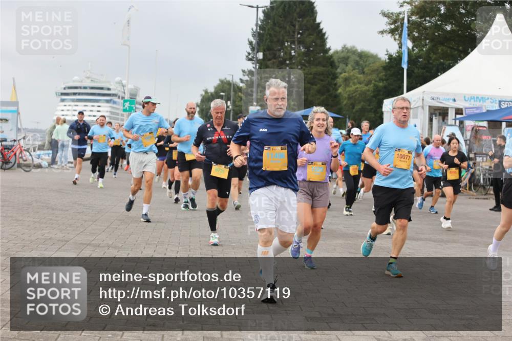 13.09.2026 - Kiel Lauf Andreas Tolksdorf http://msf.ph/oto/10357119 13.09.2026 09:59:35 Kiellinie 6731, 38, 11496, 10077, 4895 meine-sportfotos.de