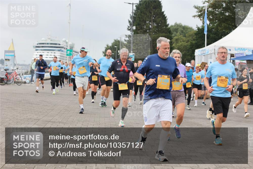 13.09.2026 - Kiel Lauf Andreas Tolksdorf http://msf.ph/oto/10357127 13.09.2026 09:59:35 Kiellinie 6731, 39, 11496, 38, 10077, 489 meine-sportfotos.de