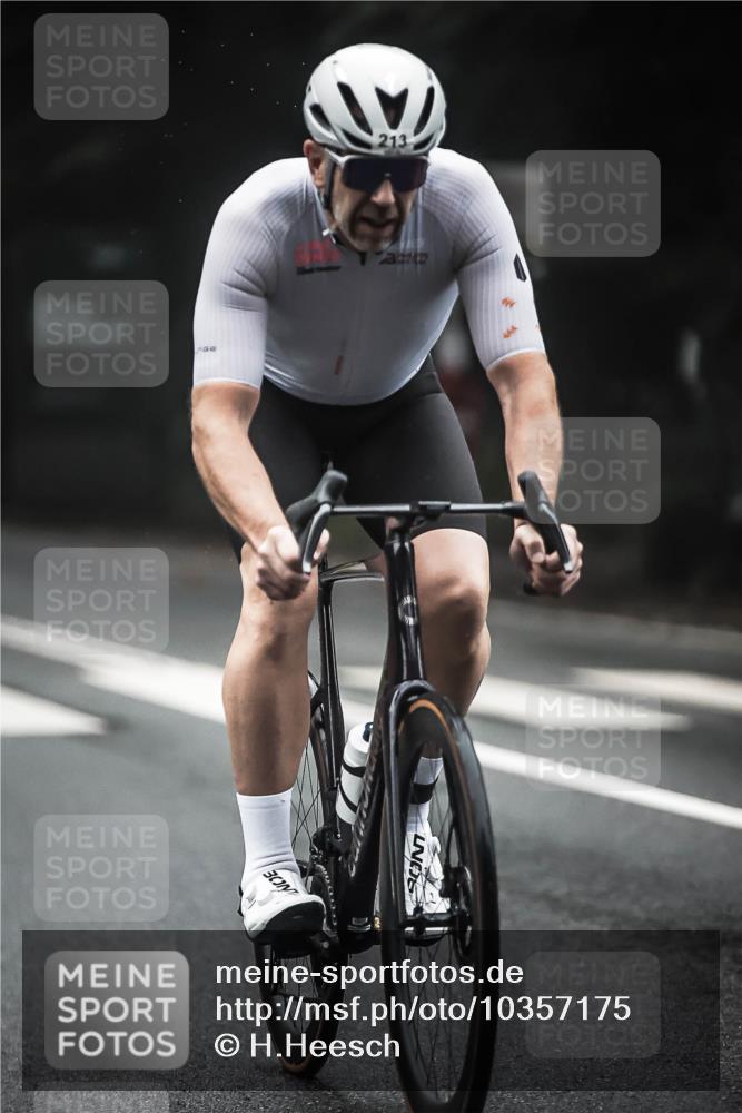 13.09.2026 - Stadtparktriathlon H.Heesch http://msf.ph/oto/10357175 13.09.2026 09:51:44 Radfahren 213, 247, 262, 264, 287, 296, 313, 333 meine-sportfotos.de