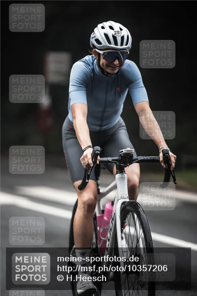 13.09.2026 - Stadtparktriathlon H.Heesch http://msf.ph/oto/10357206 13.09.2026 09:51:46 Radfahren 213, 247, 258, 262, 264, 287, 296, 333 meine-sportfotos.de