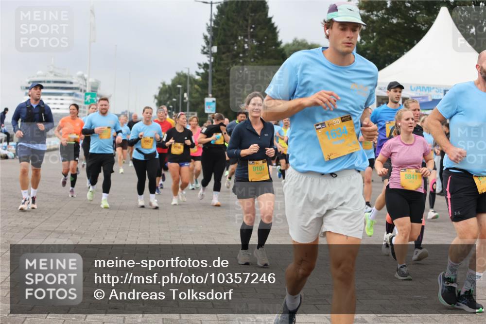 13.09.2026 - Kiel Lauf Andreas Tolksdorf http://msf.ph/oto/10357246 13.09.2026 09:59:39 Kiellinie 2662, 2746, 9107, 38, 1634, 5841 meine-sportfotos.de