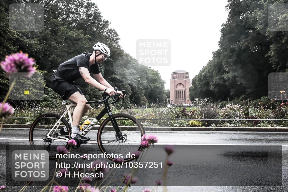 13.09.2026 - Stadtparktriathlon H.Heesch http://msf.ph/oto/10357251 13.09.2026 13:10:30 Radfahren 1204, 1393, 1411, 1417 meine-sportfotos.de