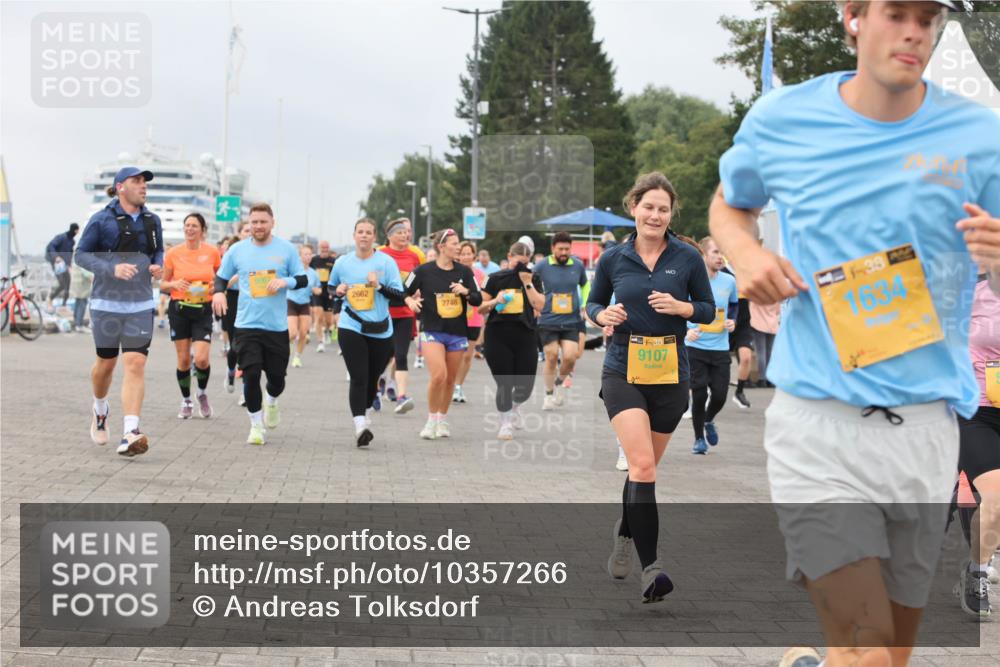 13.09.2026 - Kiel Lauf Andreas Tolksdorf http://msf.ph/oto/10357266 13.09.2026 09:59:39 Kiellinie 2662, 2746, 9107, 1, 39, 1634 meine-sportfotos.de