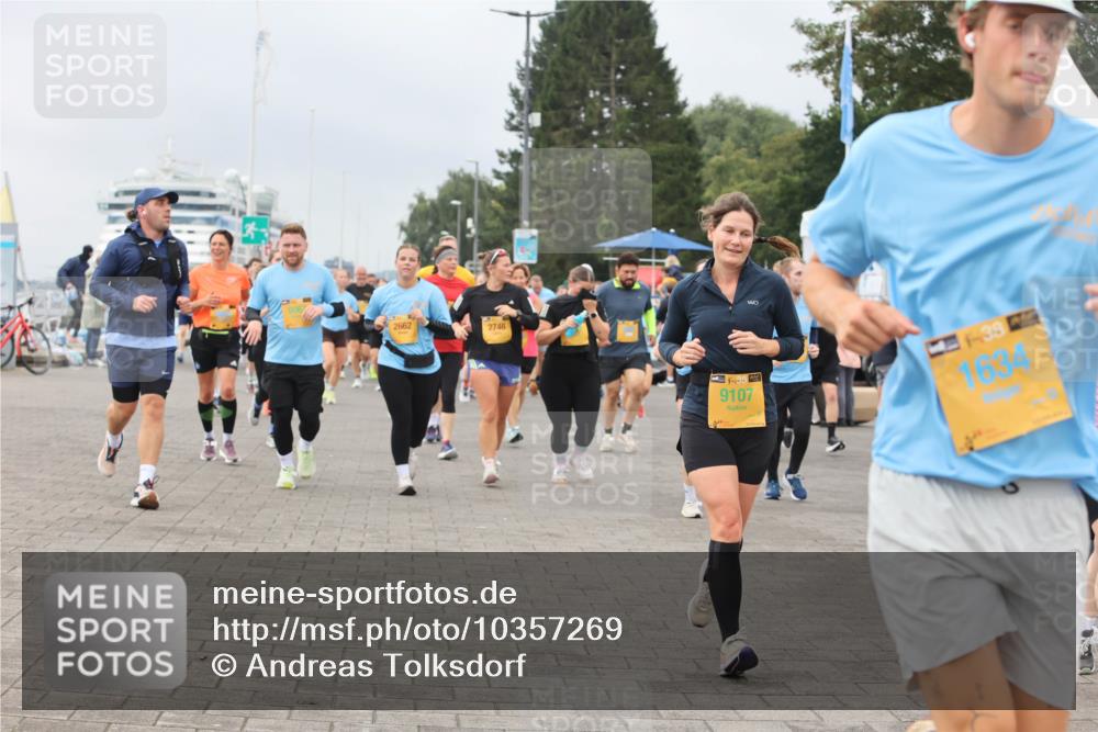 13.09.2026 - Kiel Lauf Andreas Tolksdorf http://msf.ph/oto/10357269 13.09.2026 09:59:39 Kiellinie 2662, 2746, 9107, 39, 1634 meine-sportfotos.de
