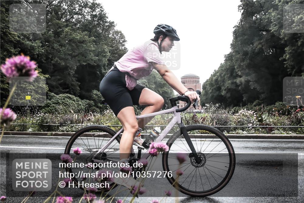 13.09.2026 - Stadtparktriathlon H.Heesch http://msf.ph/oto/10357276 13.09.2026 13:10:36 Radfahren 1193, 1363, 1380, 1389, 1393, 1411 meine-sportfotos.de
