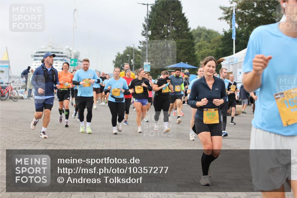 13.09.2026 - Kiel Lauf Andreas Tolksdorf http://msf.ph/oto/10357277 13.09.2026 09:59:39 Kiellinie 2662, 2746, 9107, 1, 39, 16 meine-sportfotos.de