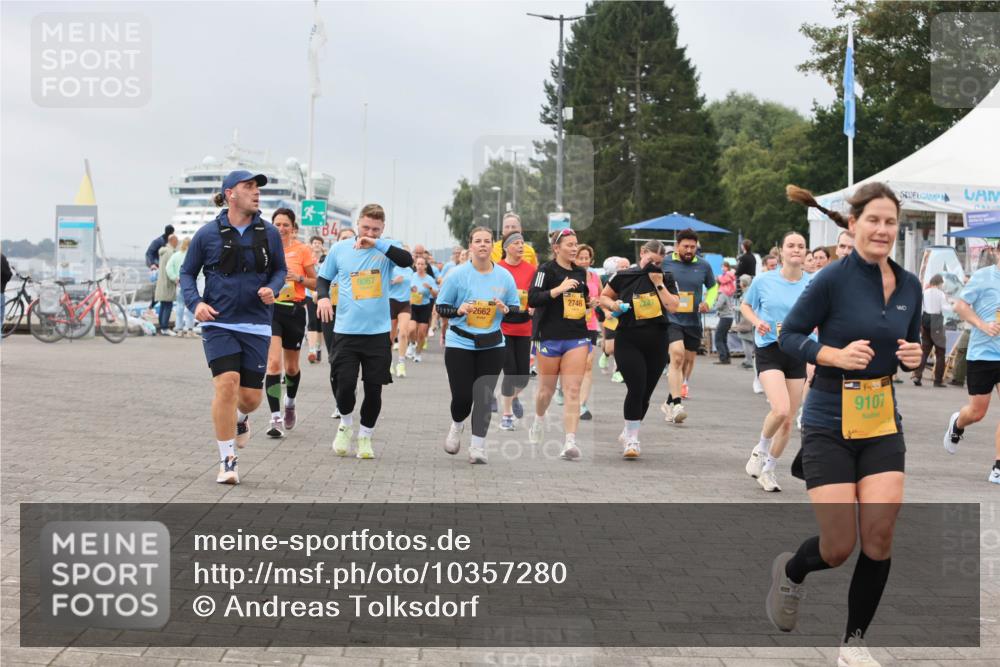 13.09.2026 - Kiel Lauf Andreas Tolksdorf http://msf.ph/oto/10357280 13.09.2026 09:59:40 Kiellinie 9067, 2662, 34, 2746, 9107 meine-sportfotos.de