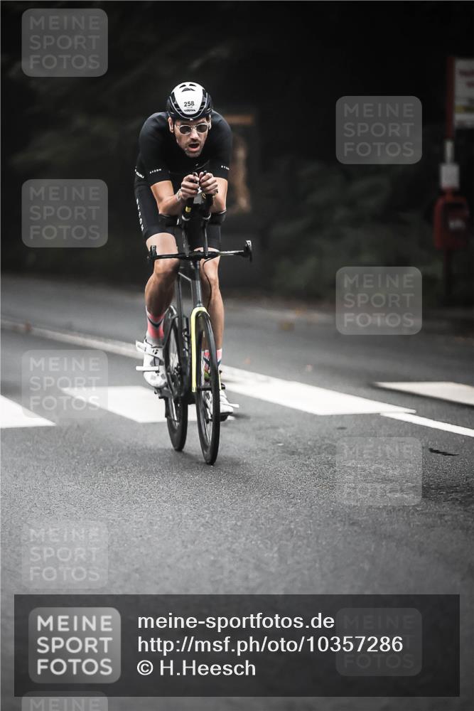 13.09.2026 - Stadtparktriathlon H.Heesch http://msf.ph/oto/10357286 13.09.2026 09:51:53 Radfahren 220, 247, 258, 300, 333, 336 meine-sportfotos.de