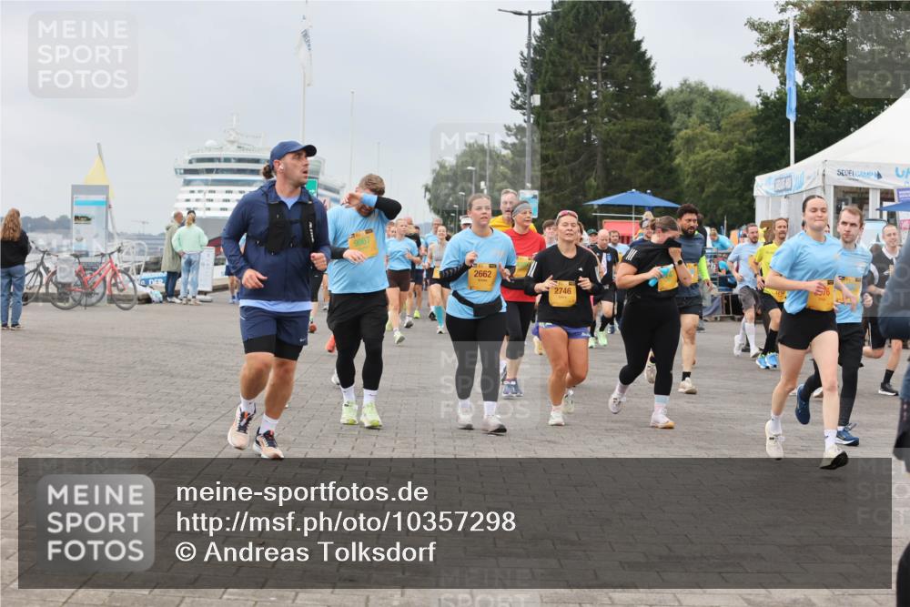 13.09.2026 - Kiel Lauf Andreas Tolksdorf http://msf.ph/oto/10357298 13.09.2026 09:59:40 Kiellinie 9067, 2662, 2746, 121 meine-sportfotos.de