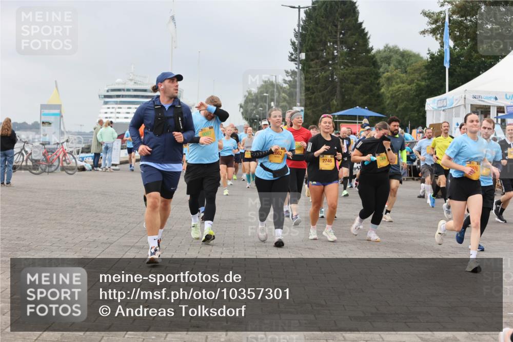 13.09.2026 - Kiel Lauf Andreas Tolksdorf http://msf.ph/oto/10357301 13.09.2026 09:59:40 Kiellinie 9067, 2662, 2746, 076 meine-sportfotos.de