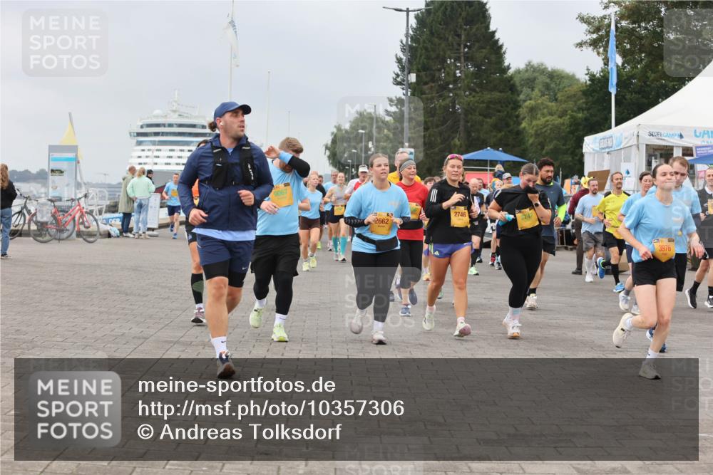 13.09.2026 - Kiel Lauf Andreas Tolksdorf http://msf.ph/oto/10357306 13.09.2026 09:59:40 Kiellinie 9067, 2662, 2746, 3976 meine-sportfotos.de