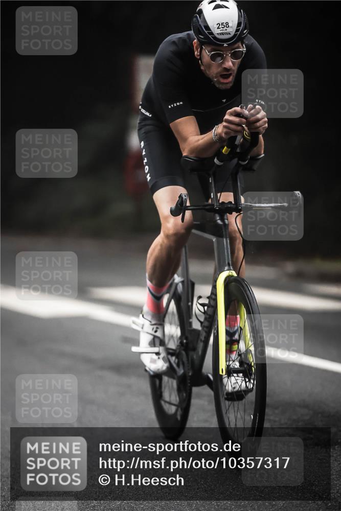 13.09.2026 - Stadtparktriathlon H.Heesch http://msf.ph/oto/10357317 13.09.2026 09:51:53 Radfahren 220, 247, 258, 300, 333, 336 meine-sportfotos.de