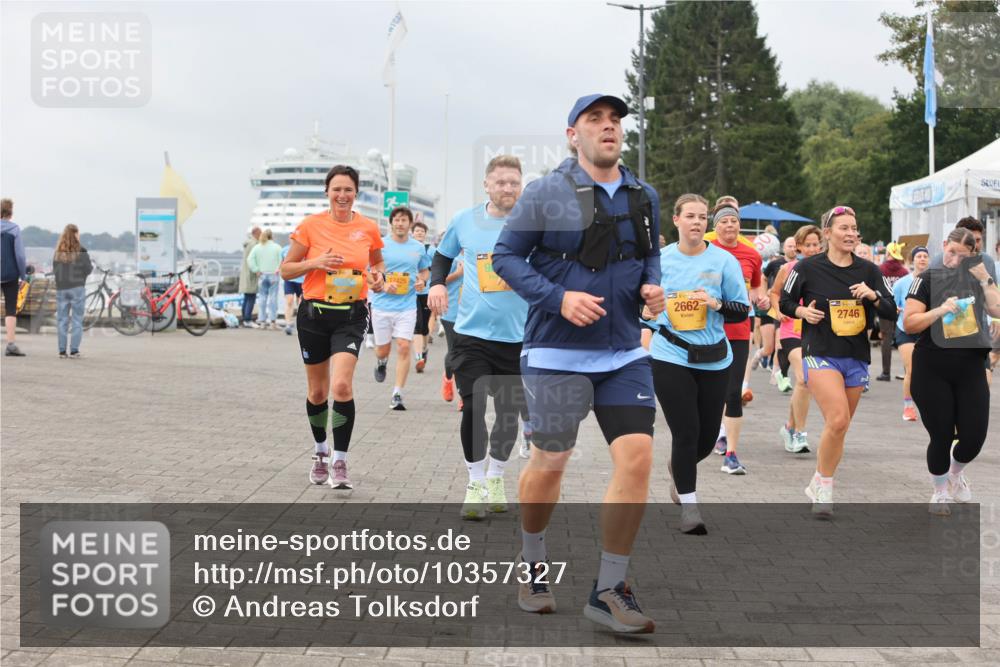 13.09.2026 - Kiel Lauf Andreas Tolksdorf http://msf.ph/oto/10357327 13.09.2026 09:59:41 Kiellinie 2662, 2746 meine-sportfotos.de