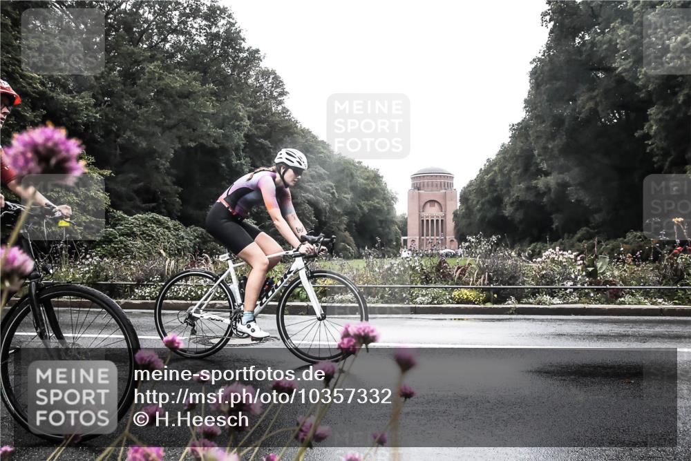 13.09.2026 - Stadtparktriathlon H.Heesch http://msf.ph/oto/10357332 13.09.2026 13:10:57 Radfahren 1251, 1293, 1334, 1364 meine-sportfotos.de