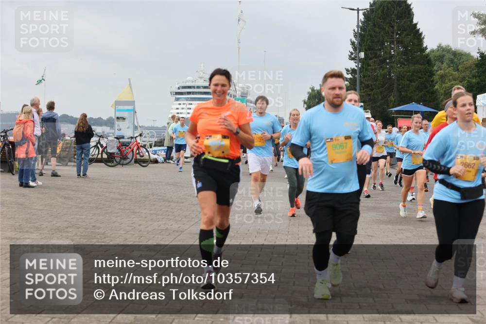 13.09.2026 - Kiel Lauf Andreas Tolksdorf http://msf.ph/oto/10357354 13.09.2026 09:59:43 Kiellinie 12425, 9067, 2662 meine-sportfotos.de