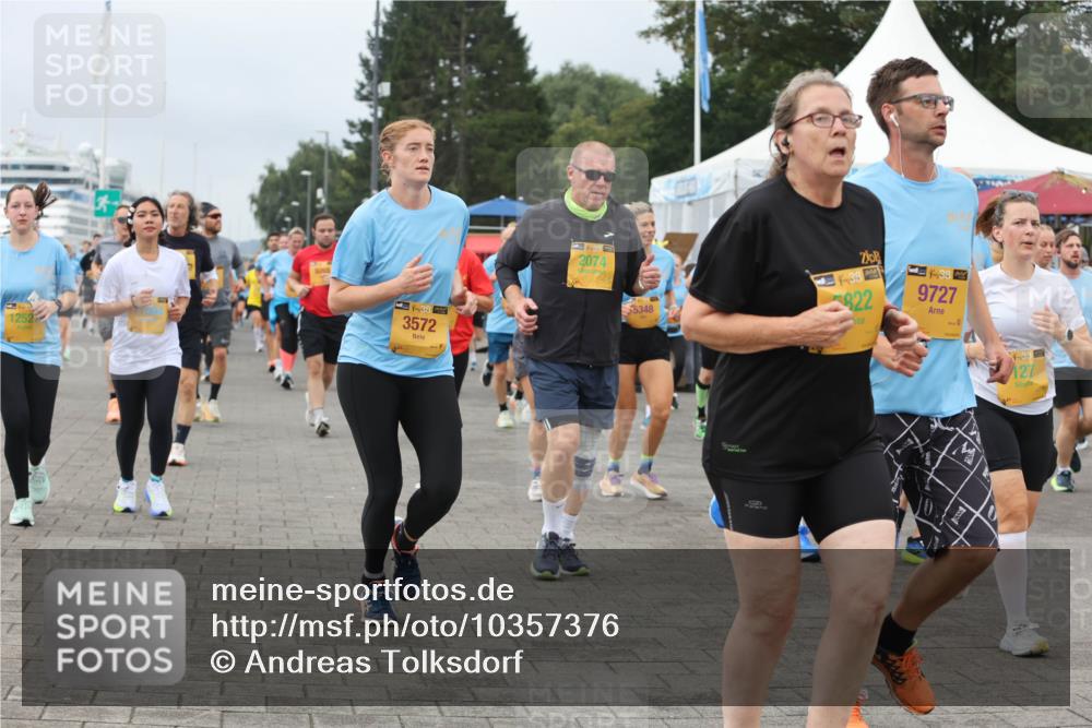 13.09.2026 - Kiel Lauf Andreas Tolksdorf http://msf.ph/oto/10357376 13.09.2026 09:59:57 Kiellinie 1252, 38, 3572, 38, 2074, 5348, 4, 38, 822, 4, 38, 9727, 39, 27 meine-sportfotos.de
