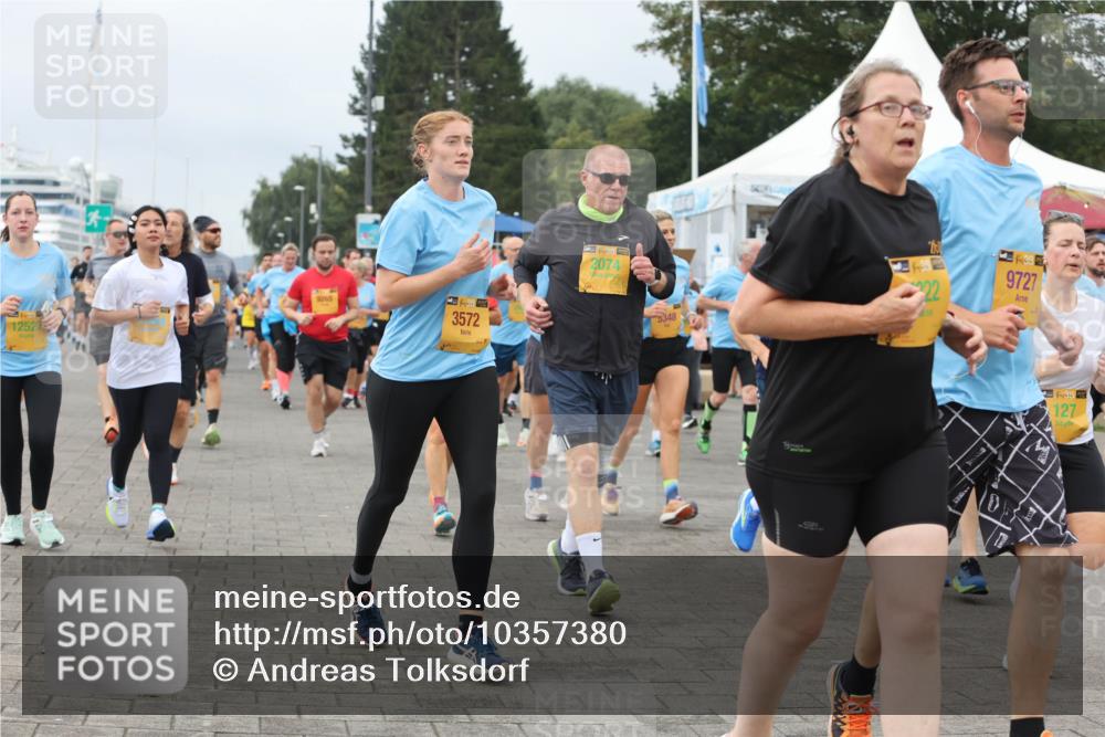 13.09.2026 - Kiel Lauf Andreas Tolksdorf http://msf.ph/oto/10357380 13.09.2026 09:59:57 Kiellinie 12527, 9265, 39, 3572, 2074, 5348, 222, 9727, 127 meine-sportfotos.de