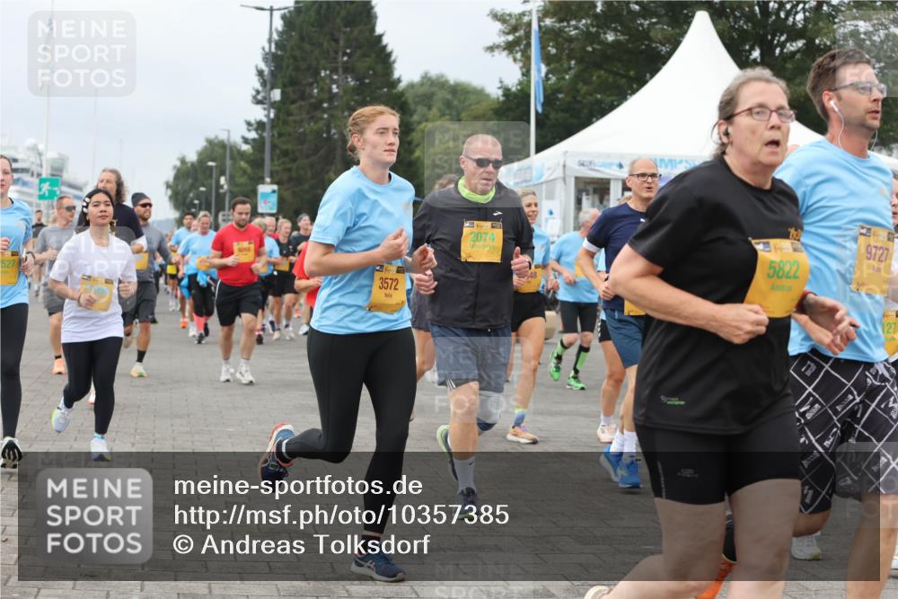 13.09.2026 - Kiel Lauf Andreas Tolksdorf http://msf.ph/oto/10357385 13.09.2026 09:59:57 Kiellinie 527, 1094, 9265, 3572, 38, 2074, 5822, 9727, 127 meine-sportfotos.de