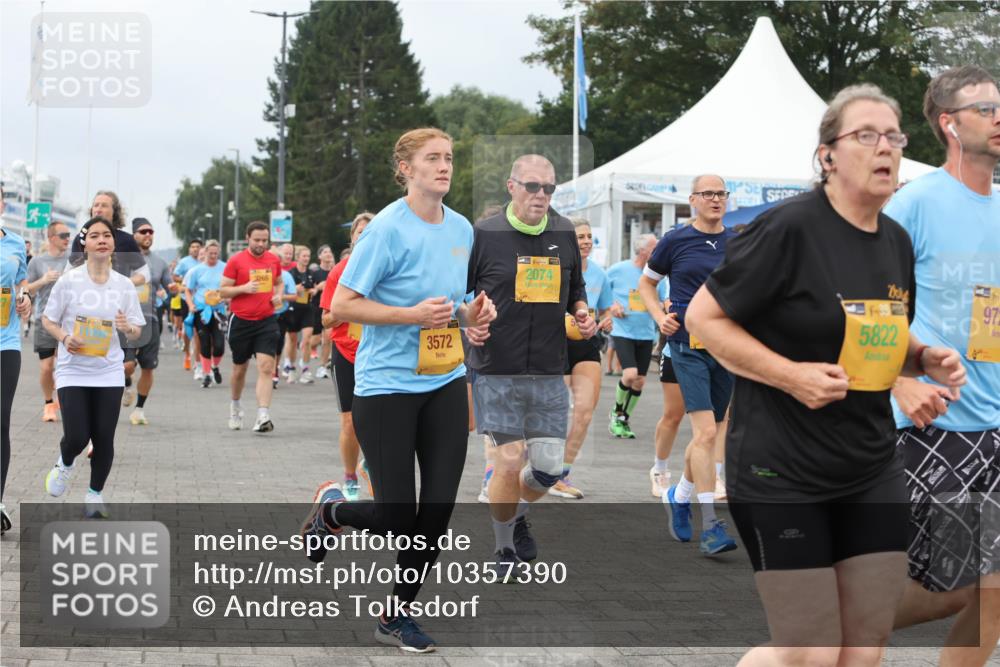 13.09.2026 - Kiel Lauf Andreas Tolksdorf http://msf.ph/oto/10357390 13.09.2026 09:59:57 Kiellinie 11094, 2265, 3572, 2074, 5822, 97 meine-sportfotos.de