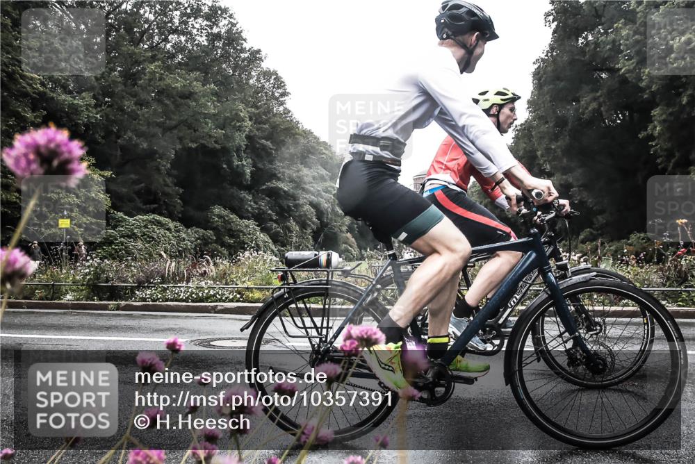 13.09.2026 - Stadtparktriathlon H.Heesch http://msf.ph/oto/10357391 13.09.2026 13:11:16 Radfahren 1253, 1384, 1404 meine-sportfotos.de