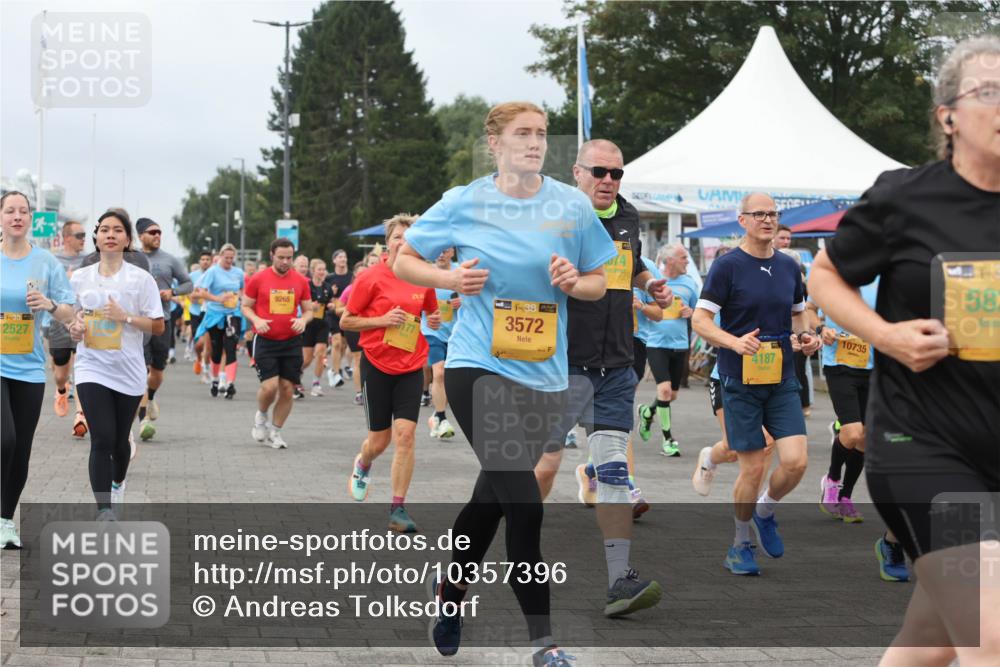 13.09.2026 - Kiel Lauf Andreas Tolksdorf http://msf.ph/oto/10357396 13.09.2026 09:59:57 Kiellinie 38, 2527, 9265, 177, 4, 38, 3572, 74, 4187, 10735, 582 meine-sportfotos.de