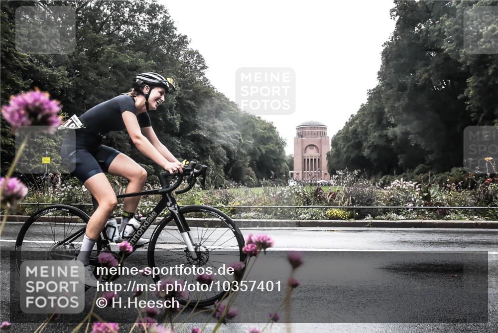 13.09.2026 - Stadtparktriathlon H.Heesch http://msf.ph/oto/10357401 13.09.2026 13:11:23 Radfahren 1191, 1465 meine-sportfotos.de