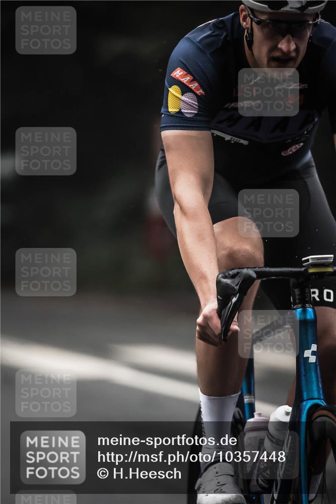 13.09.2026 - Stadtparktriathlon H.Heesch http://msf.ph/oto/10357448 13.09.2026 09:52:01 Radfahren 220, 311, 336 meine-sportfotos.de