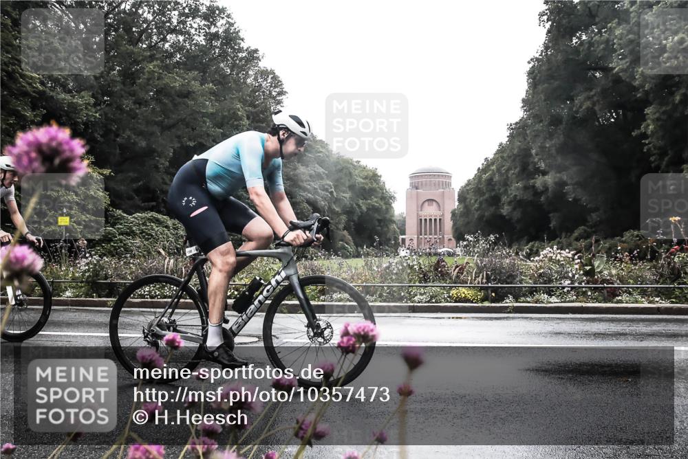 13.09.2026 - Stadtparktriathlon H.Heesch http://msf.ph/oto/10357473 13.09.2026 13:11:51 Radfahren 1196, 1336, 1338, 1378, 1392 meine-sportfotos.de