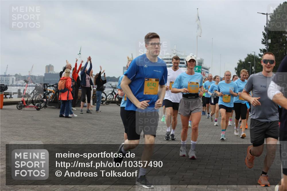 13.09.2026 - Kiel Lauf Andreas Tolksdorf http://msf.ph/oto/10357490 13.09.2026 10:00:00 Kiellinie 6142, 391, 10079, 9677 meine-sportfotos.de