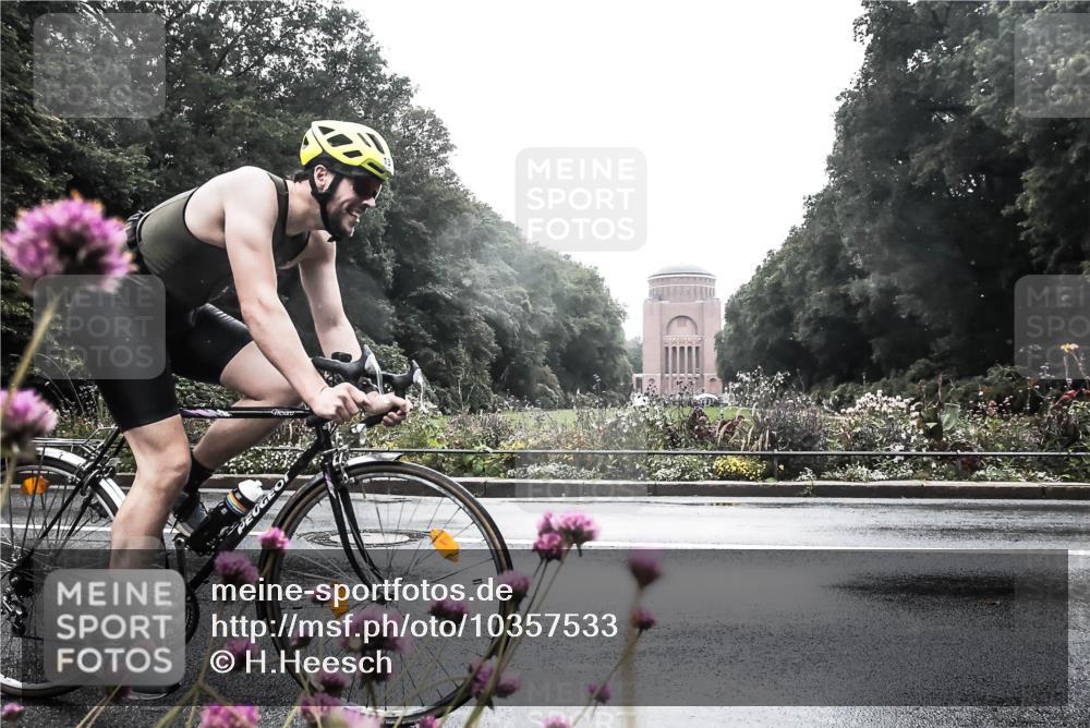 13.09.2026 - Stadtparktriathlon H.Heesch http://msf.ph/oto/10357533 13.09.2026 13:12:11 Radfahren 1374, 1431 meine-sportfotos.de