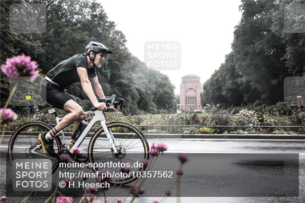 13.09.2026 - Stadtparktriathlon H.Heesch http://msf.ph/oto/10357562 13.09.2026 13:12:27 Radfahren 1205, 1241, 1271, 1413 meine-sportfotos.de