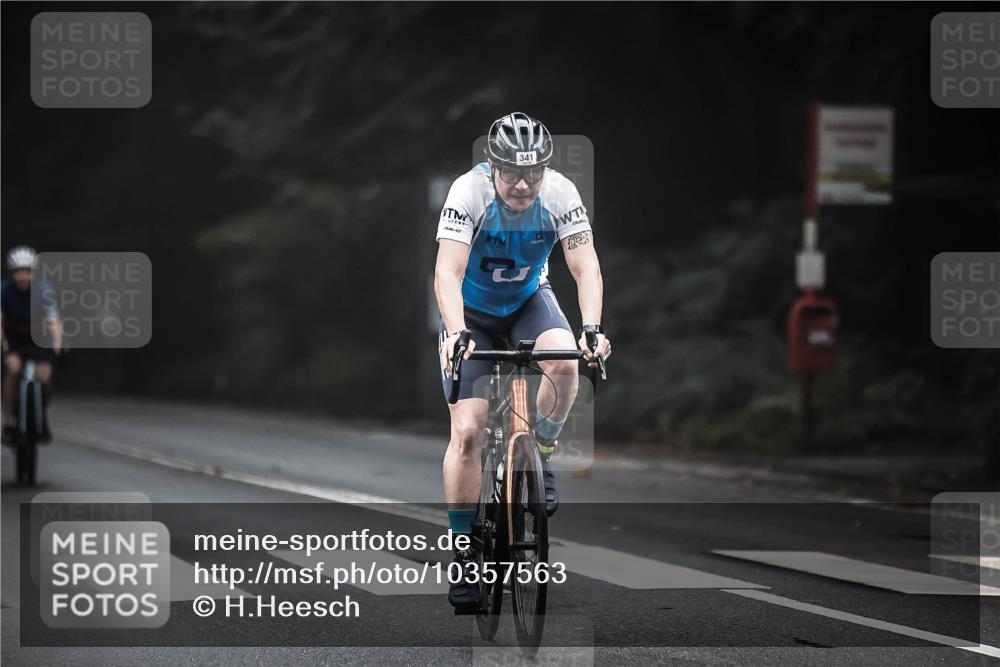 13.09.2026 - Stadtparktriathlon H.Heesch http://msf.ph/oto/10357563 13.09.2026 09:52:33 Radfahren 241, 331, 341 meine-sportfotos.de